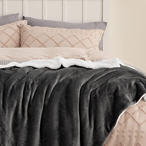 Bedsure Sherpa Fleece Blanket - Ultra Soft Throw